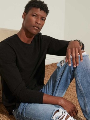 Black Guess Textured Jersey Crewneck Men's Sweatshirt | 8173-IEPWZ