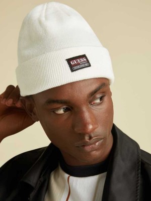 White Guess Originals Logo Men's Beanie | 5684-WVCZX