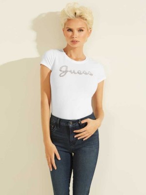 White Guess Split Script Logo Women's T-Shirts | 9231-EWNCM